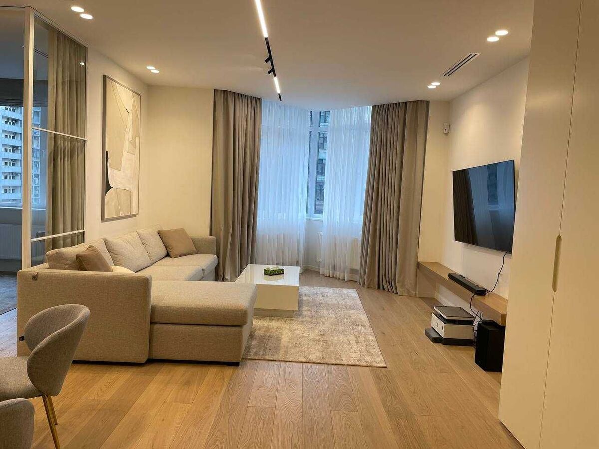 Sell 1-room apartment. Киев, Драгомирова Михаила , 14 — photo 1