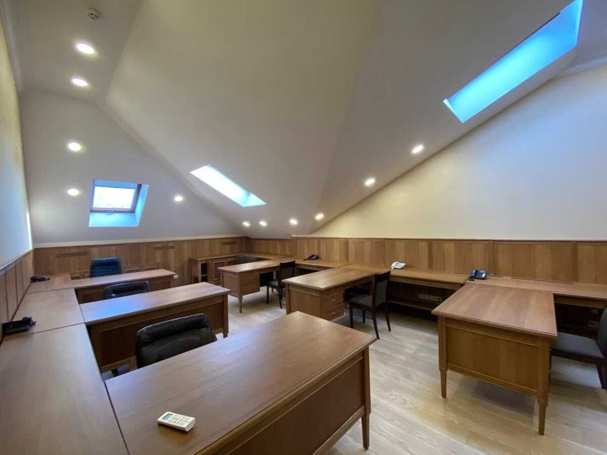 Sell office. Киев, Трехсвятительская, 13 — photo 9