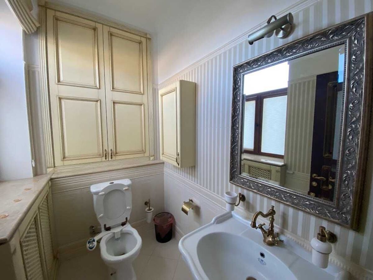 Sell office. Киев, Трехсвятительская, 13 — photo 4